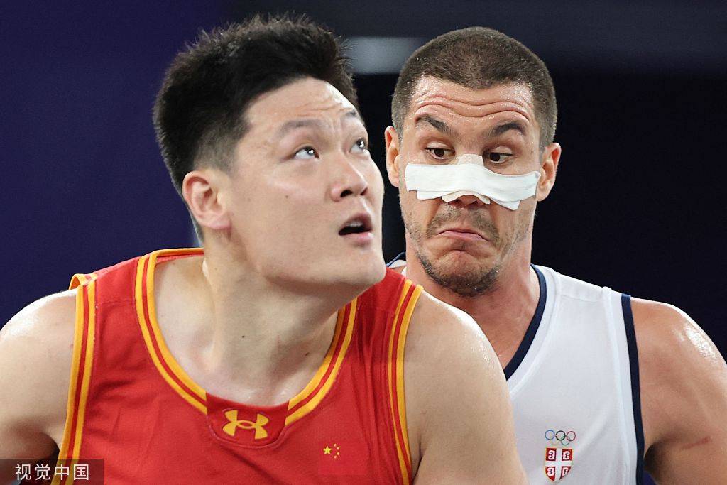 塞尔维亚篮球队抢眼表现，夺得金牌